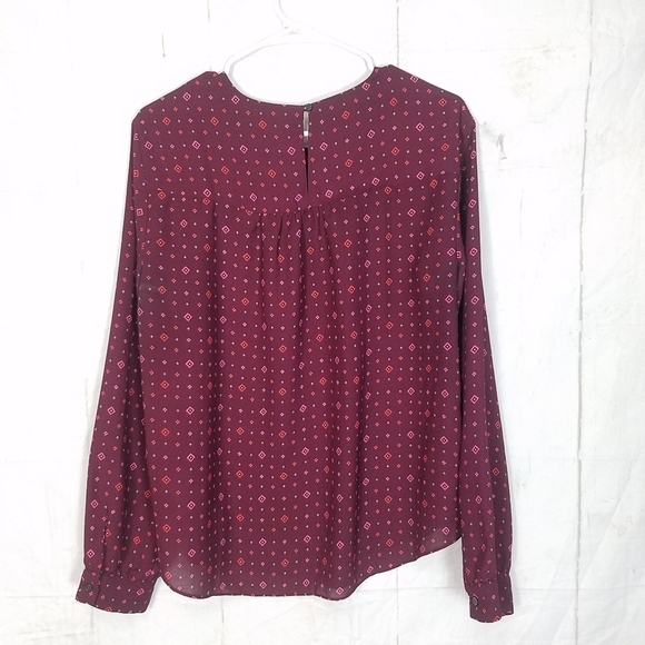 Gap printed long long sleeve blouse size large - Picture 3 of 9
